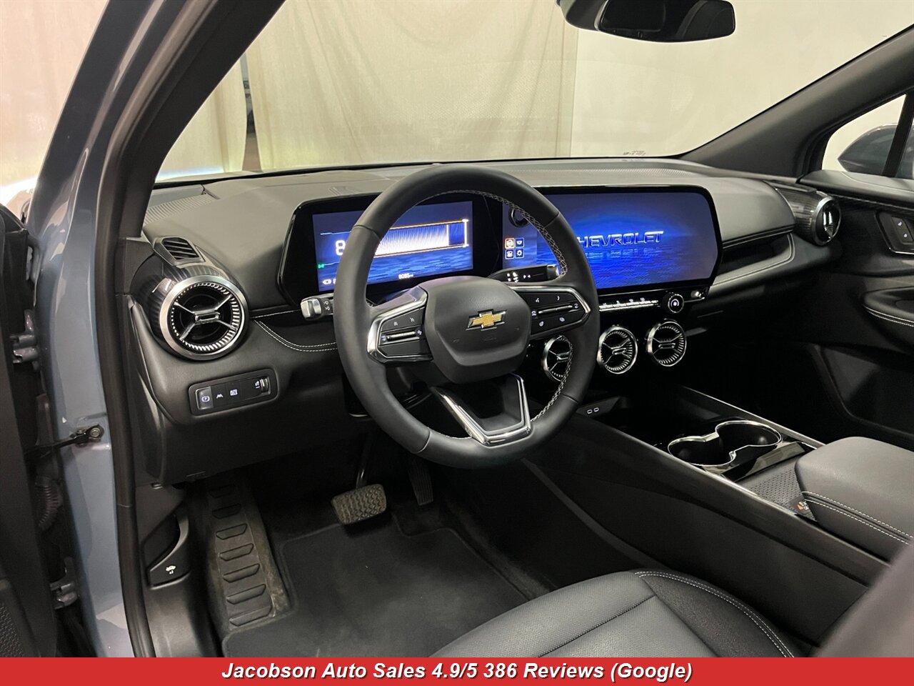 2024 Chevrolet Blazer EV 2LT AWD - Photo 5 - Oshkosh, WI 54901