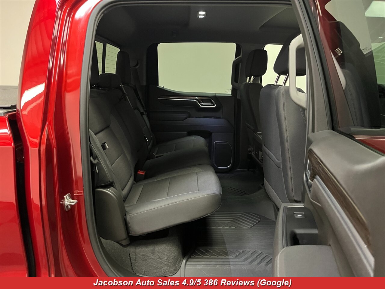 2026 Chevrolet Silverado 1500 RST Crew Cab 4x4 SB - Photo 46 - Oshkosh, WI 54901