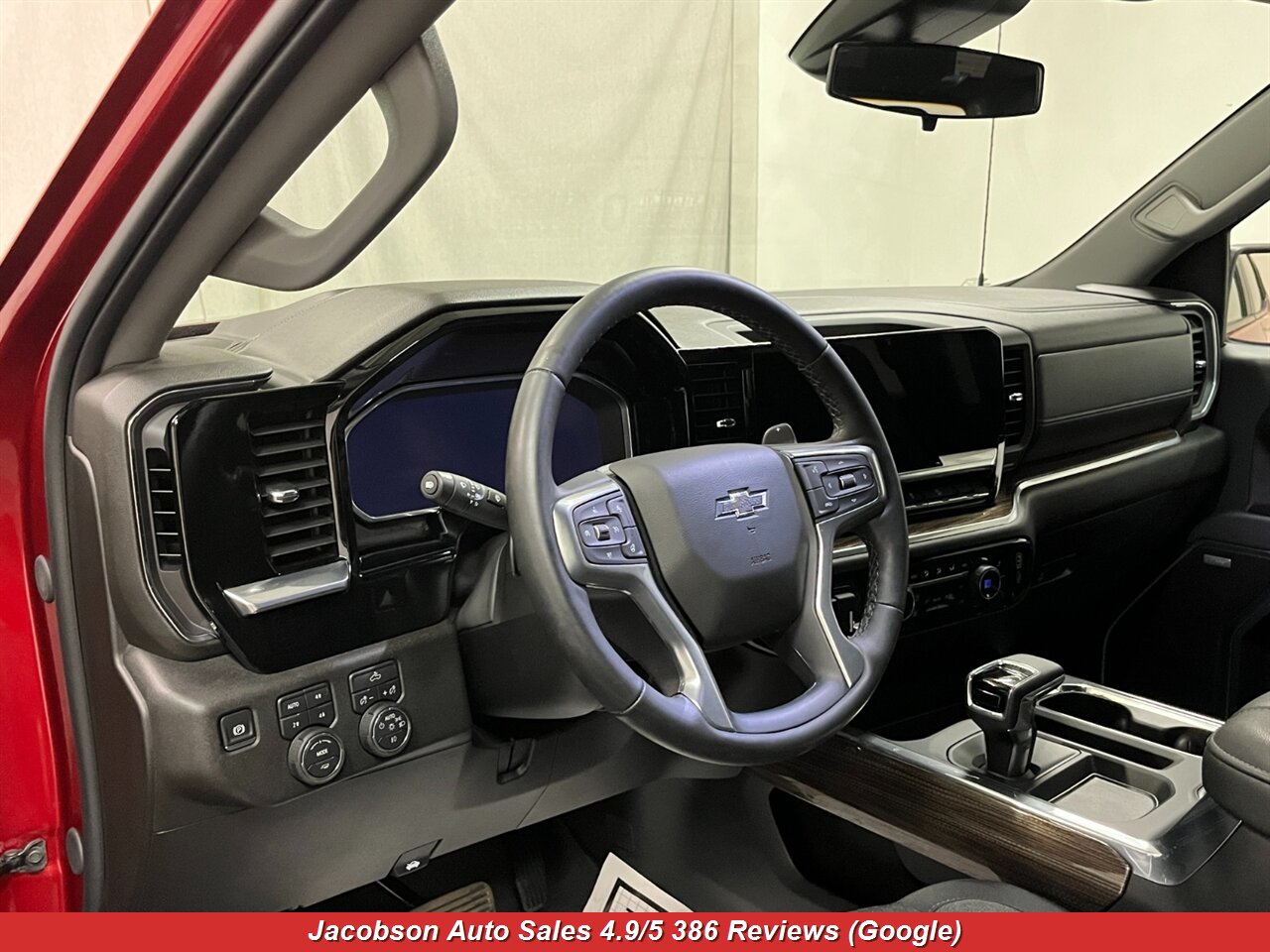 2026 Chevrolet Silverado 1500 RST Crew Cab 4x4 SB - Photo 5 - Oshkosh, WI 54901