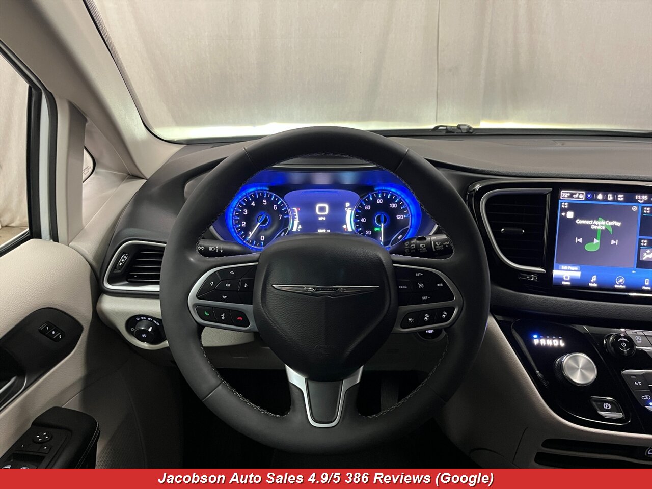 2024 Chrysler Pacifica Touring L - Photo 64 - Oshkosh, WI 54901