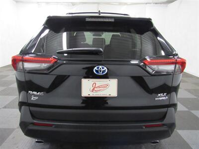 2020 Toyota RAV4 Hybrid XLE AWD   - Photo 45 - Oshkosh, WI 54901