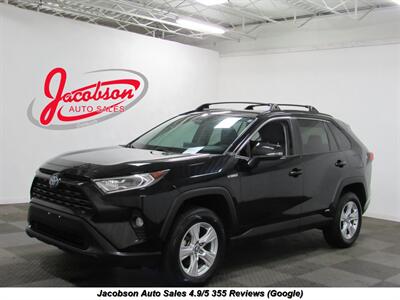 2020 Toyota RAV4 Hybrid XLE AWD   - Photo 1 - Oshkosh, WI 54901