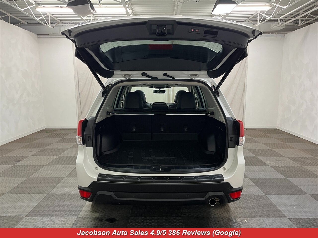 2023 Subaru Forester Limited AWD - Photo 49 - Oshkosh, WI 54901