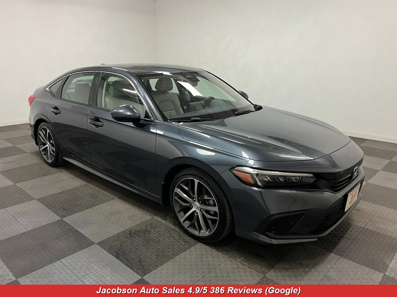 2023 Honda Civic Touring - Photo 3 - Oshkosh, WI 54901