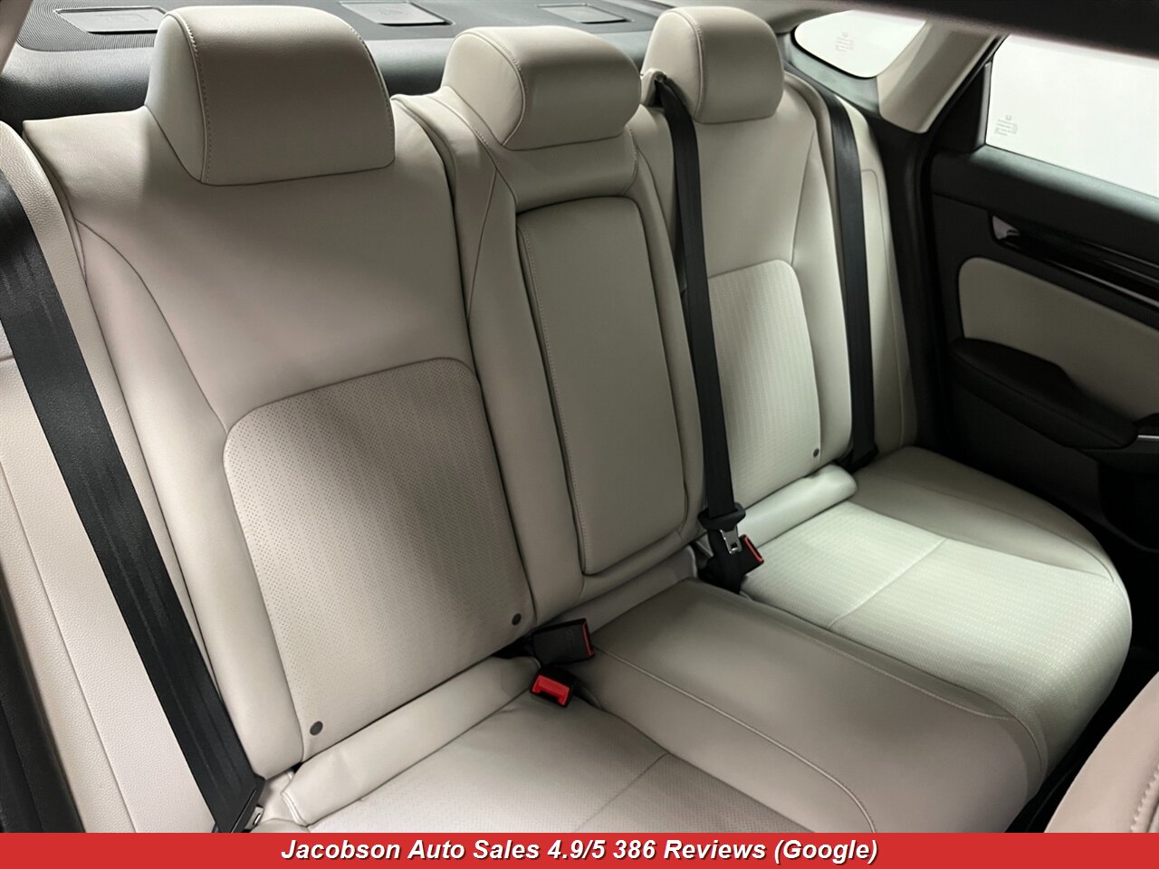 2023 Honda Civic Touring - Photo 38 - Oshkosh, WI 54901