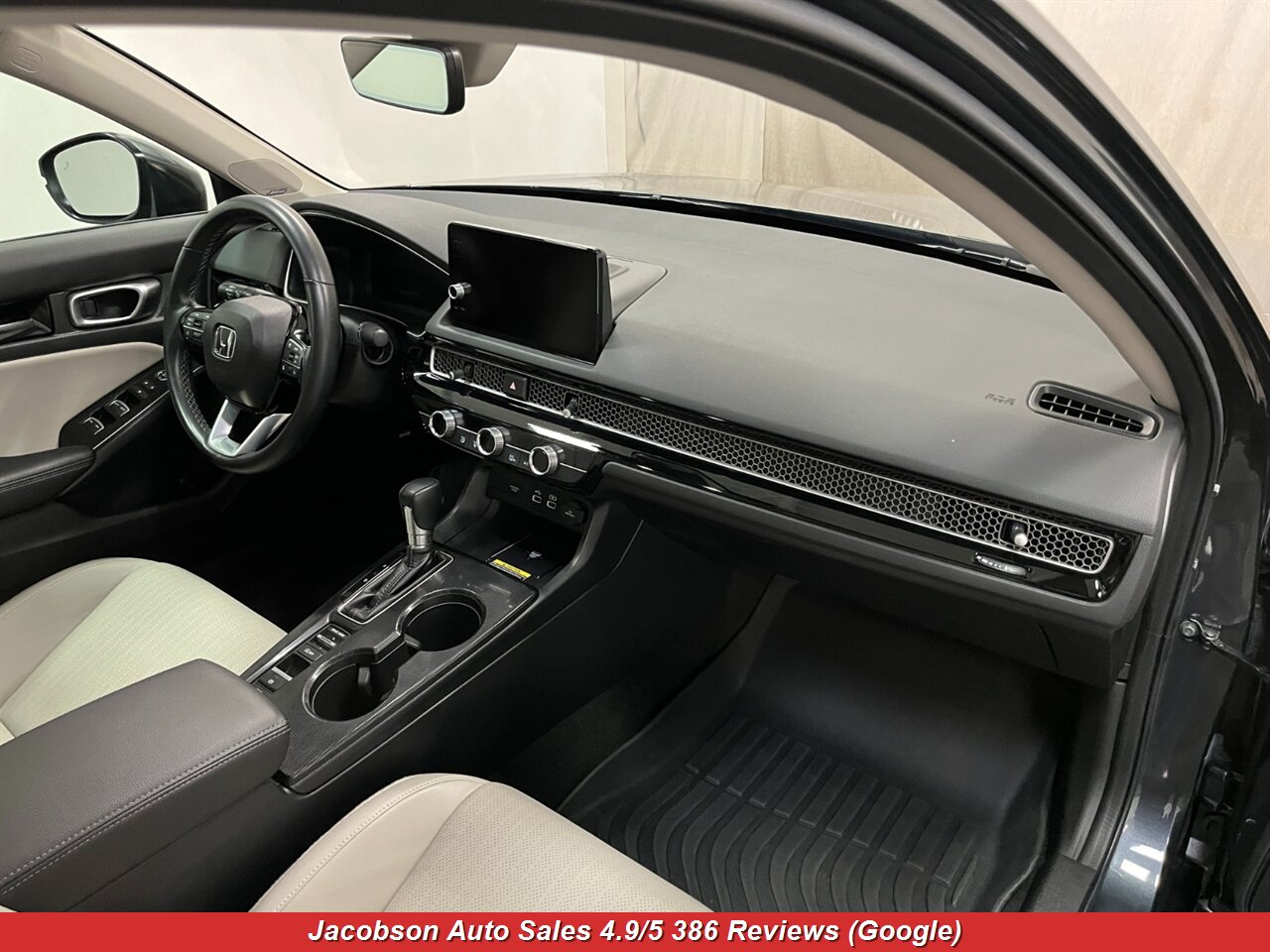 2023 Honda Civic Touring - Photo 45 - Oshkosh, WI 54901