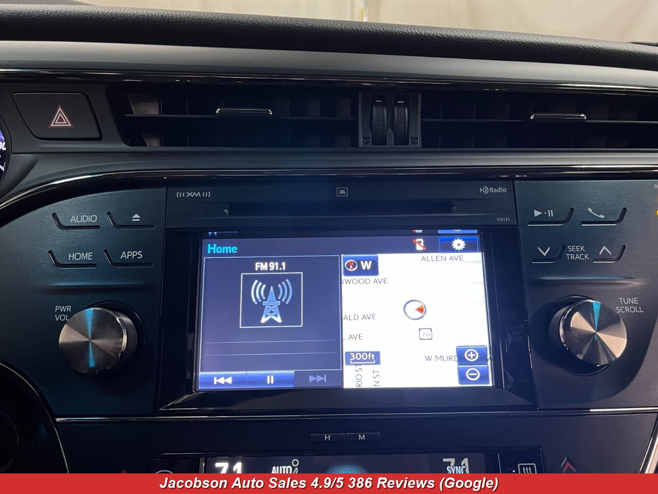 2018 Toyota Avalon Limited - Photo 20 - Oshkosh, WI 54901