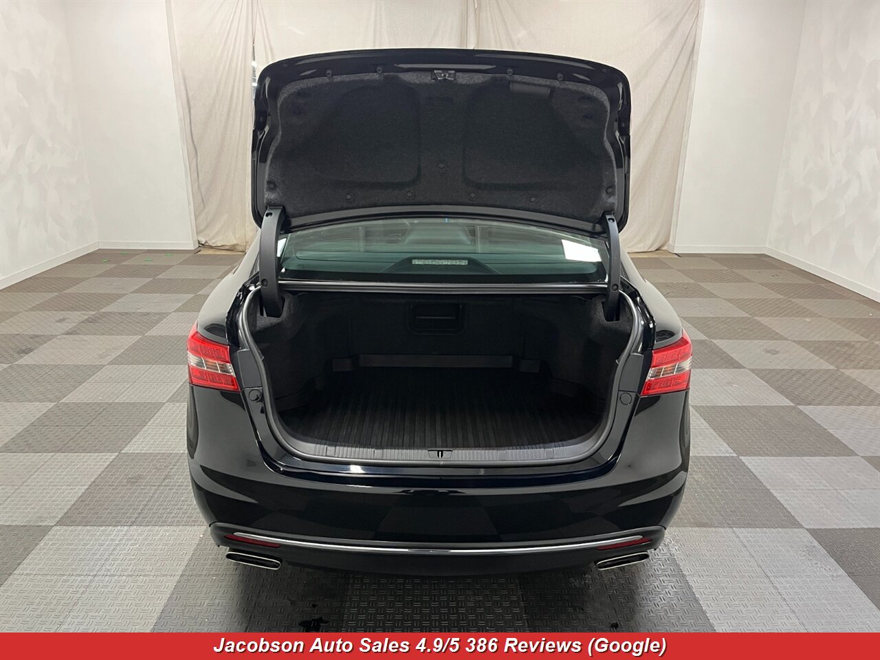 2018 Toyota Avalon Limited - Photo 50 - Oshkosh, WI 54901