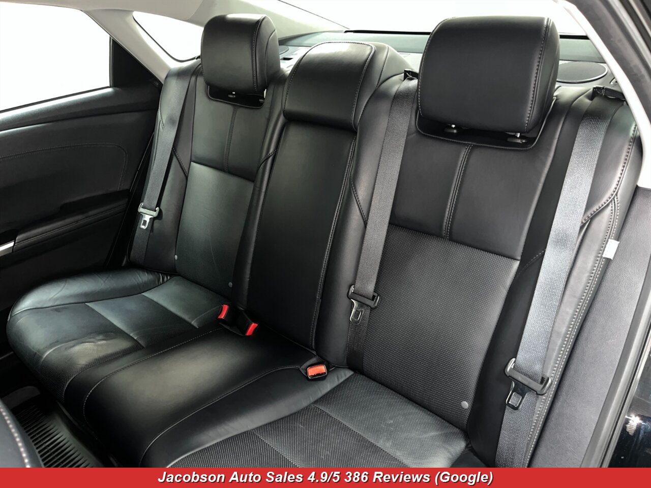 2018 Toyota Avalon Limited - Photo 37 - Oshkosh, WI 54901