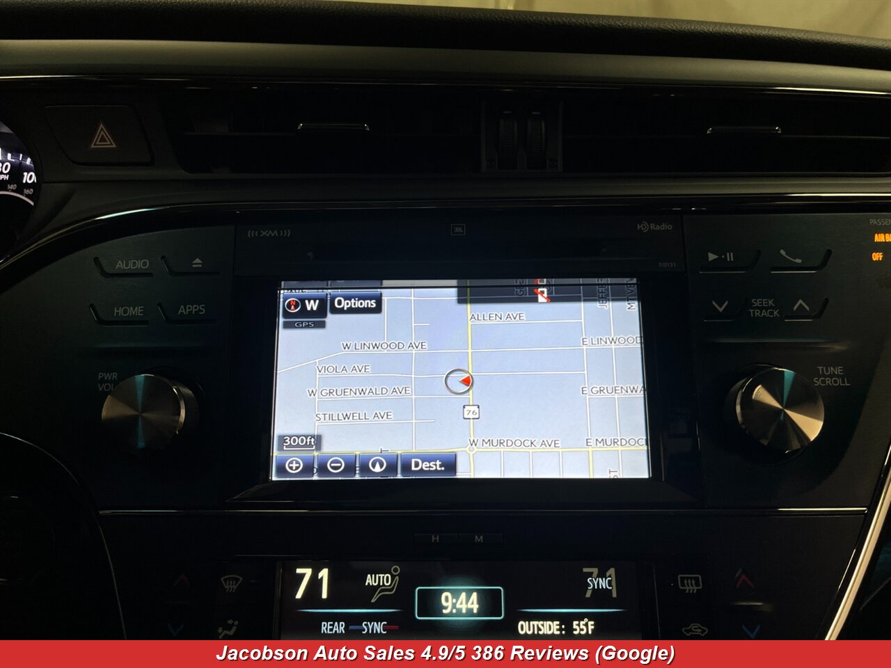 2018 Toyota Avalon Limited - Photo 19 - Oshkosh, WI 54901