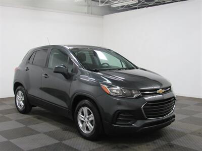 2020 Chevrolet Trax LS   - Photo 3 - Oshkosh, WI 54901