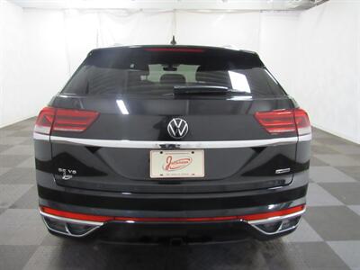 2021 Volkswagen Atlas Cross Sport V6 SE R-Line 4Motion AWD   - Photo 43 - Oshkosh, WI 54901