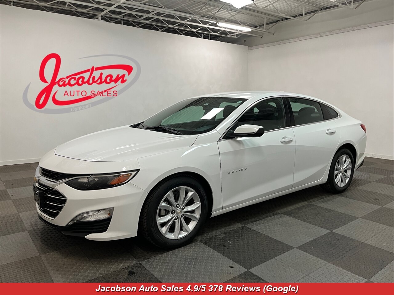 2023 Chevrolet Malibu LT - Photo 1 - Oshkosh, WI 54901