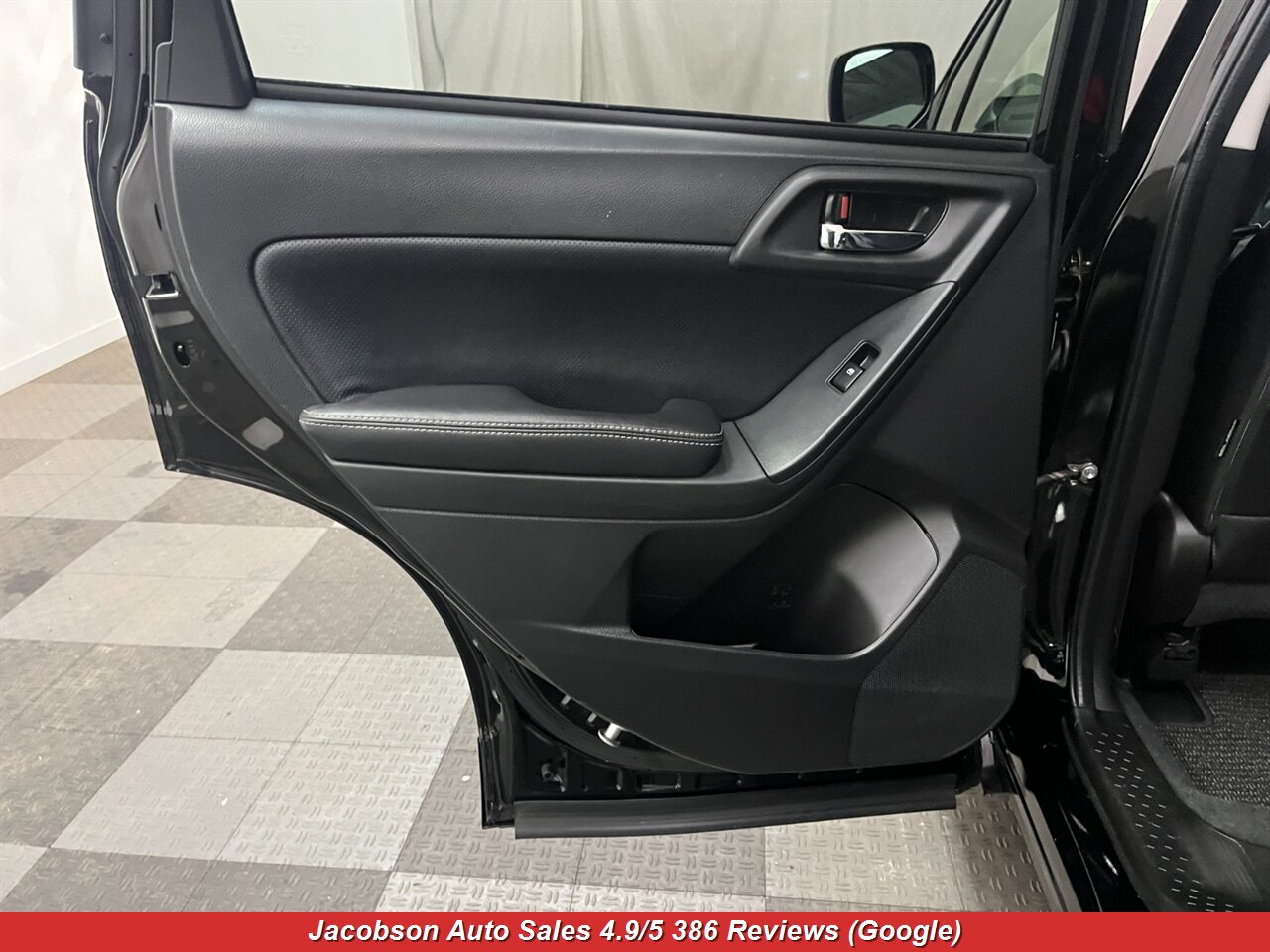 2014 Subaru Forester 2.5i Limited AWD - Photo 30 - Oshkosh, WI 54901