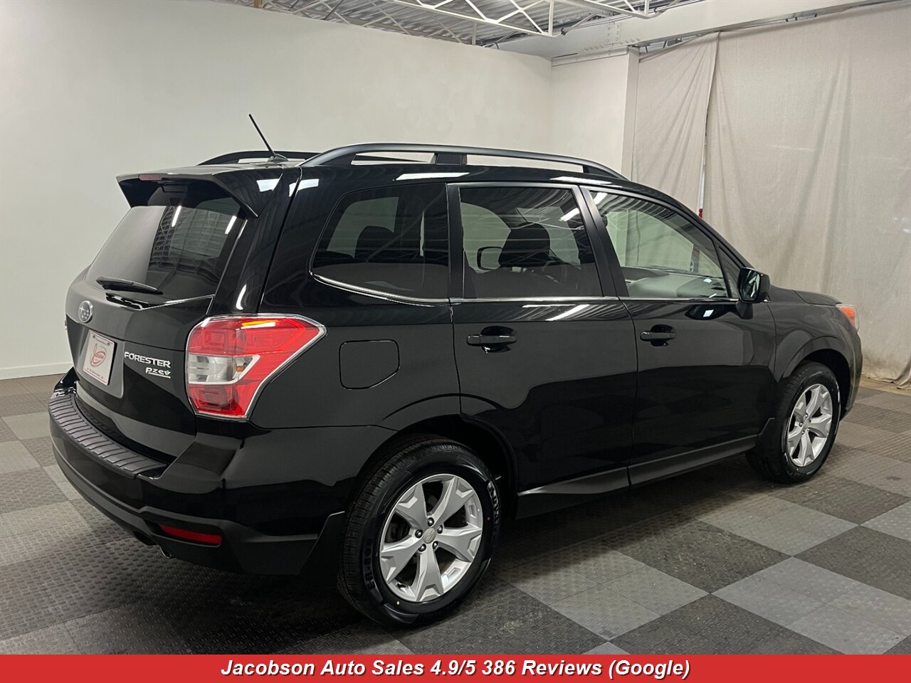 2014 Subaru Forester 2.5i Limited AWD - Photo 41 - Oshkosh, WI 54901