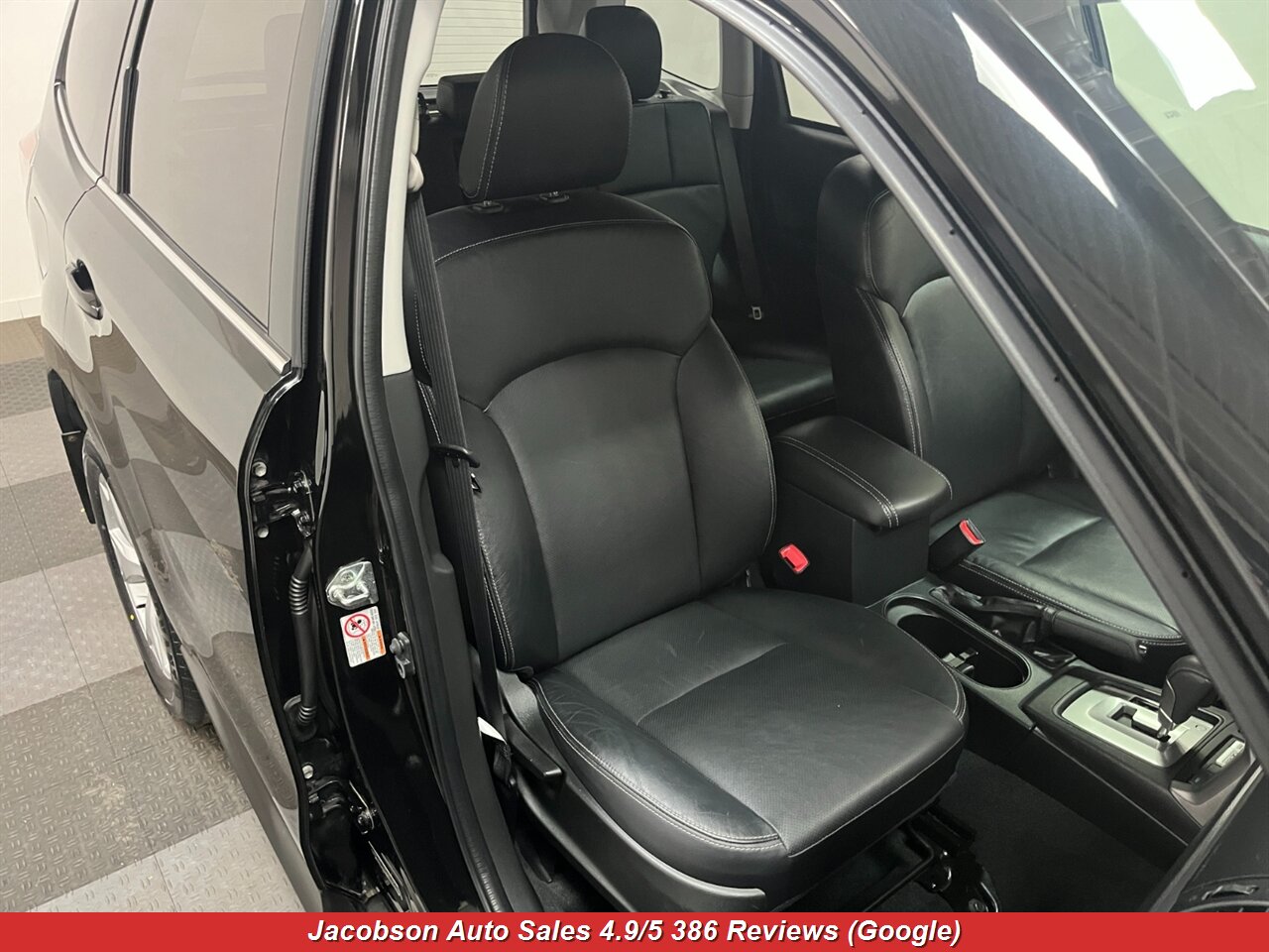 2014 Subaru Forester 2.5i Limited AWD - Photo 37 - Oshkosh, WI 54901