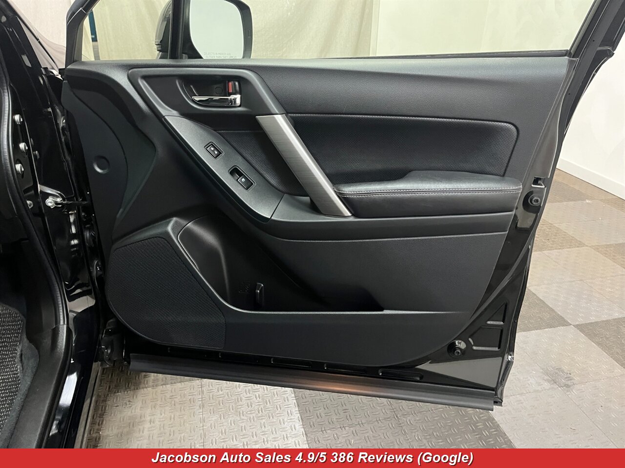 2014 Subaru Forester 2.5i Limited AWD - Photo 36 - Oshkosh, WI 54901