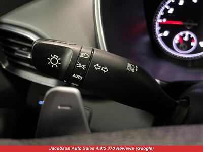 2022 Hyundai SANTA FE SEL AWD   - Photo 6 - Oshkosh, WI 54901