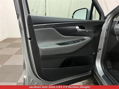 2022 Hyundai SANTA FE SEL AWD   - Photo 28 - Oshkosh, WI 54901