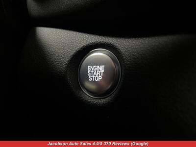 2022 Hyundai SANTA FE SEL AWD   - Photo 11 - Oshkosh, WI 54901