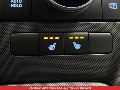 2022 Hyundai SANTA FE SEL AWD   - Photo 16 - Oshkosh, WI 54901