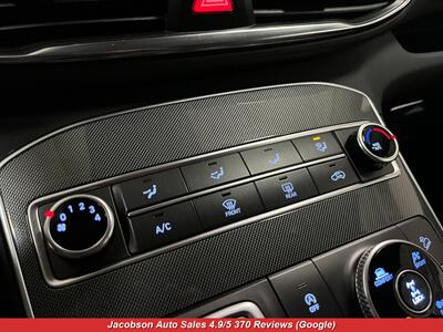 2022 Hyundai SANTA FE SEL AWD   - Photo 14 - Oshkosh, WI 54901