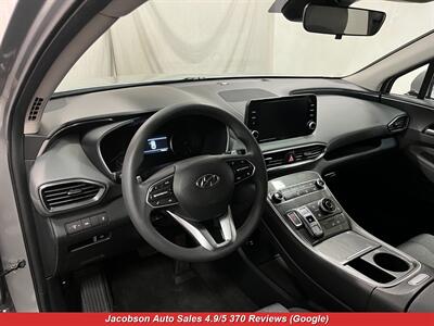2022 Hyundai SANTA FE SEL AWD   - Photo 29 - Oshkosh, WI 54901