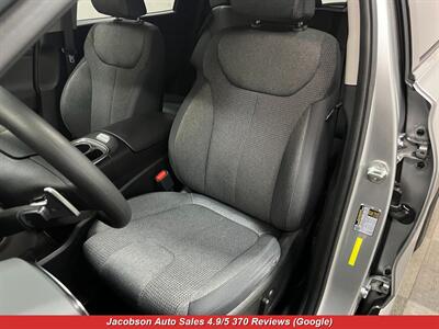 2022 Hyundai SANTA FE SEL AWD   - Photo 32 - Oshkosh, WI 54901