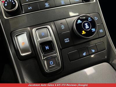 2022 Hyundai SANTA FE SEL AWD   - Photo 15 - Oshkosh, WI 54901