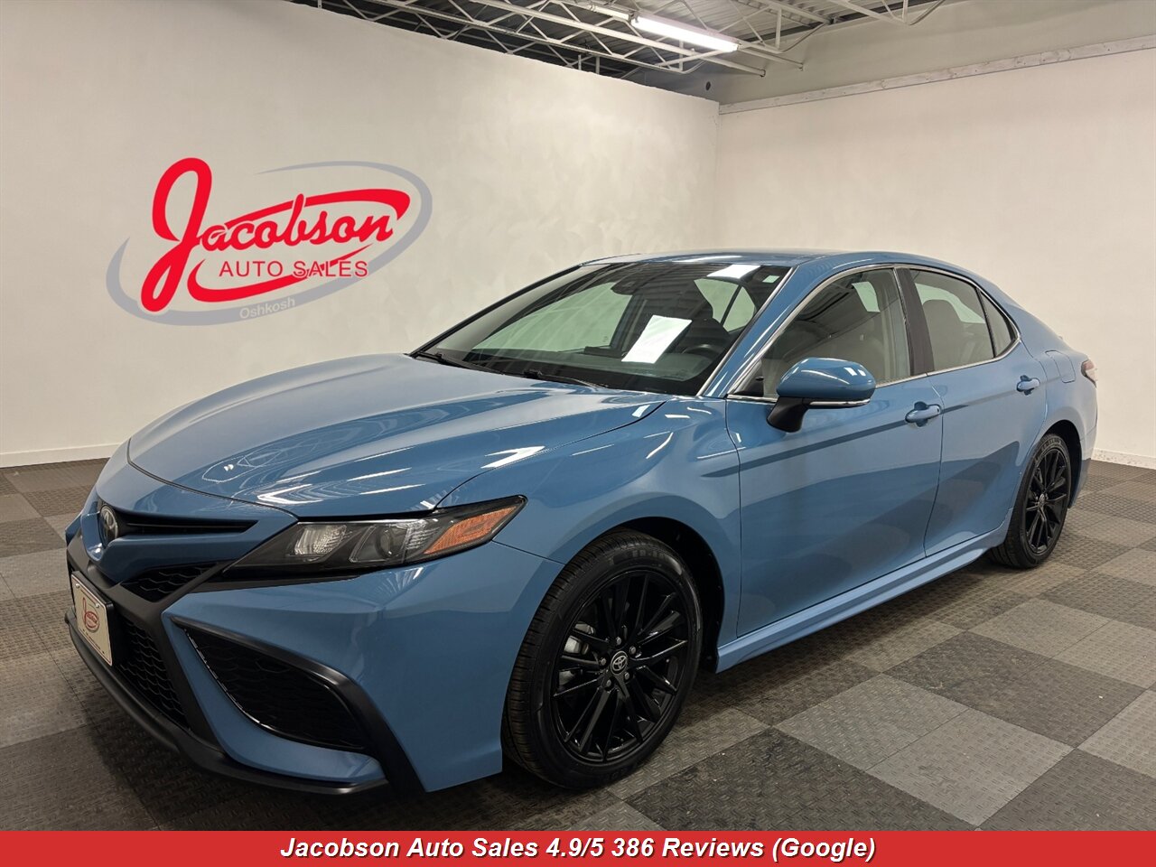2024 Toyota Camry SE AWD   - Photo 1 - Oshkosh, WI 54901