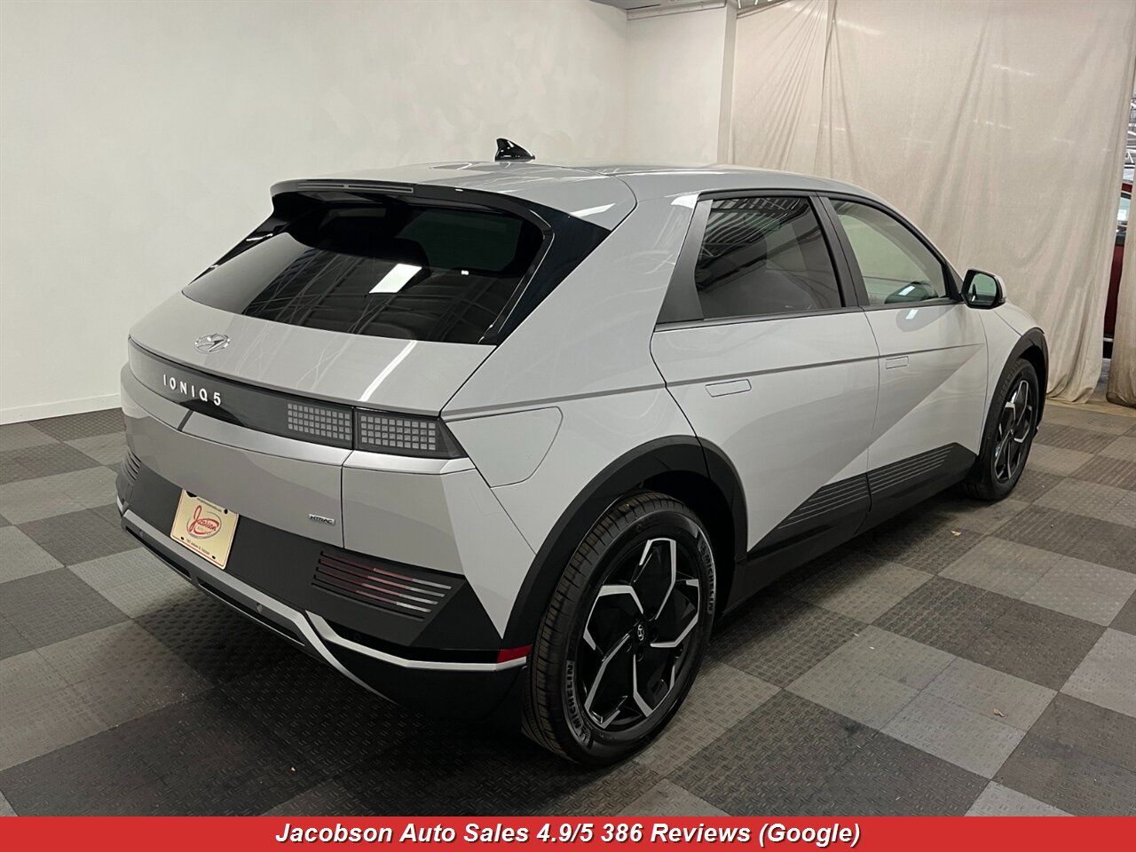 2024 Hyundai IONIQ 5 SE AWD - Photo 45 - Oshkosh, WI 54901