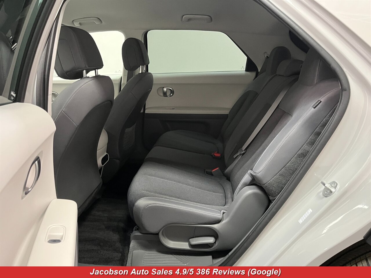 2024 Hyundai IONIQ 5 SE AWD - Photo 36 - Oshkosh, WI 54901