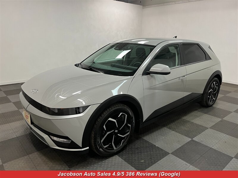 2024 Hyundai IONIQ 5 SE AWD  