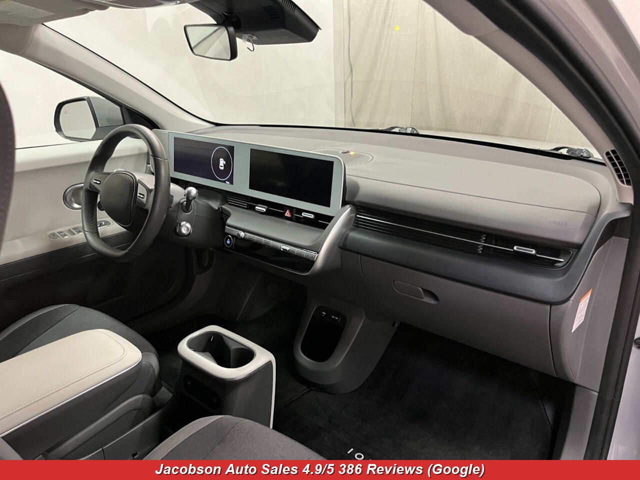 2024 Hyundai IONIQ 5 SE AWD - Photo 43 - Oshkosh, WI 54901