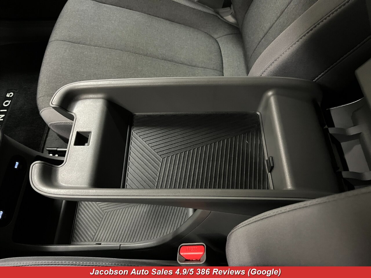 2024 Hyundai IONIQ 5 SE AWD - Photo 27 - Oshkosh, WI 54901