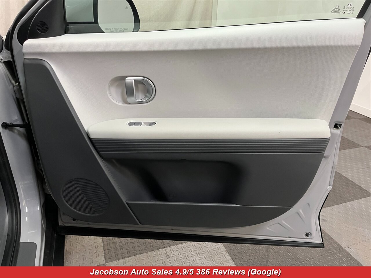 2024 Hyundai IONIQ 5 SE AWD - Photo 40 - Oshkosh, WI 54901