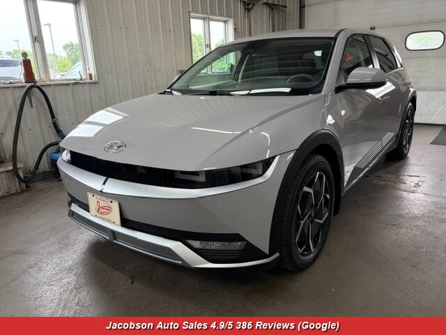 2024 Hyundai IONIQ 5 SE AWD   - Photo 1 - Oshkosh, WI 54901