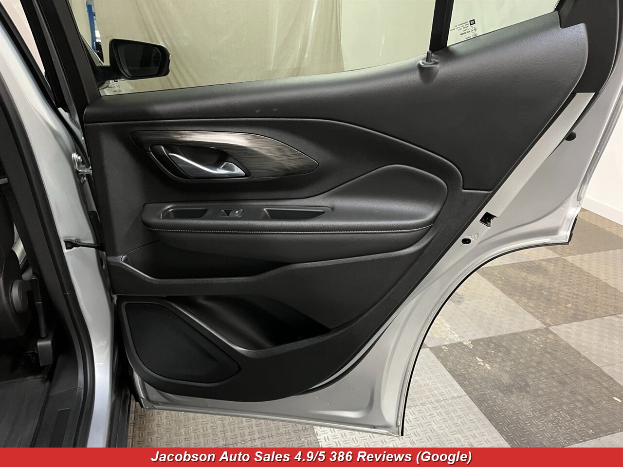 2022 GMC Terrain SLT - Photo 43 - Oshkosh, WI 54901