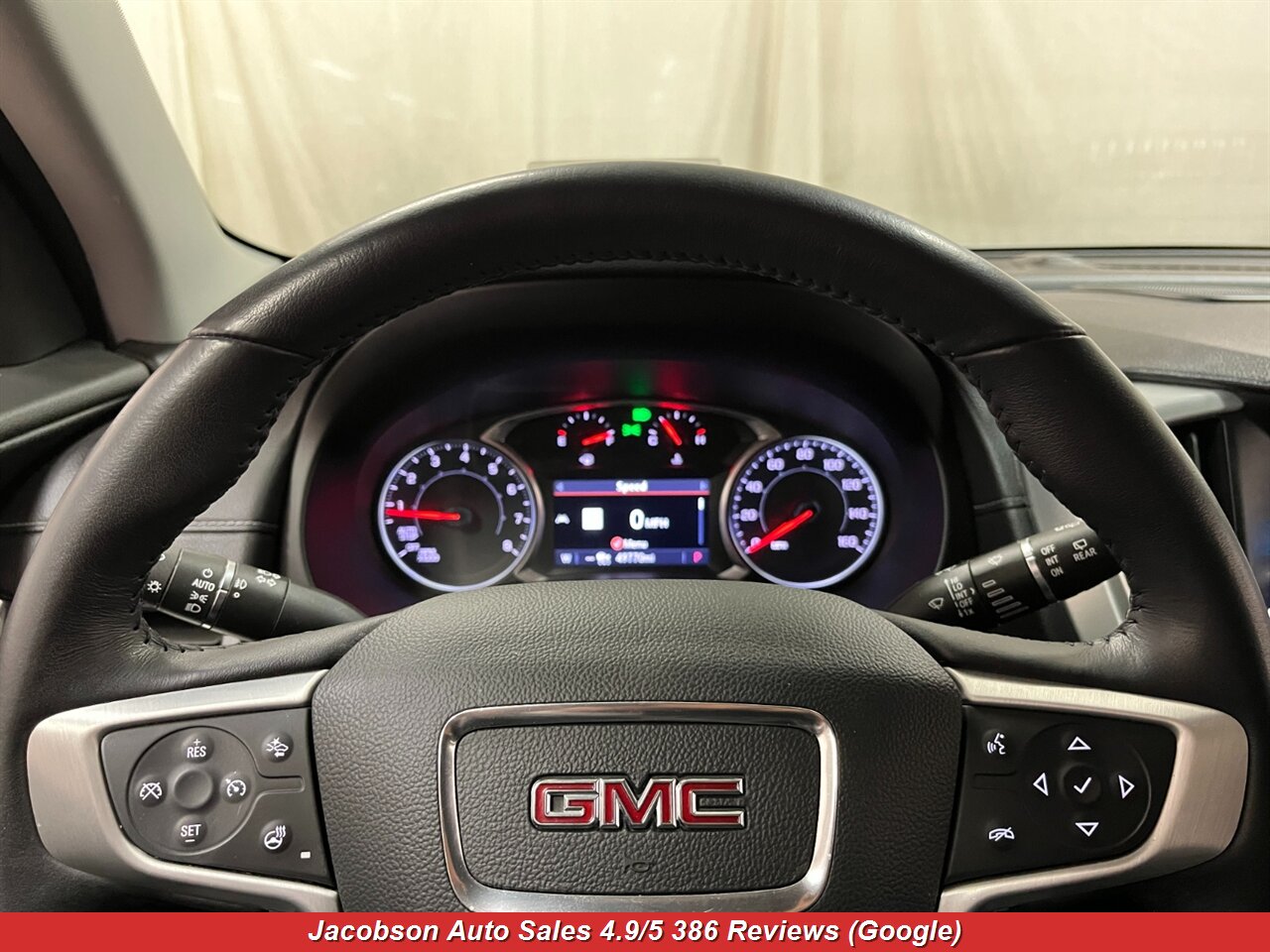 2022 GMC Terrain SLT - Photo 11 - Oshkosh, WI 54901