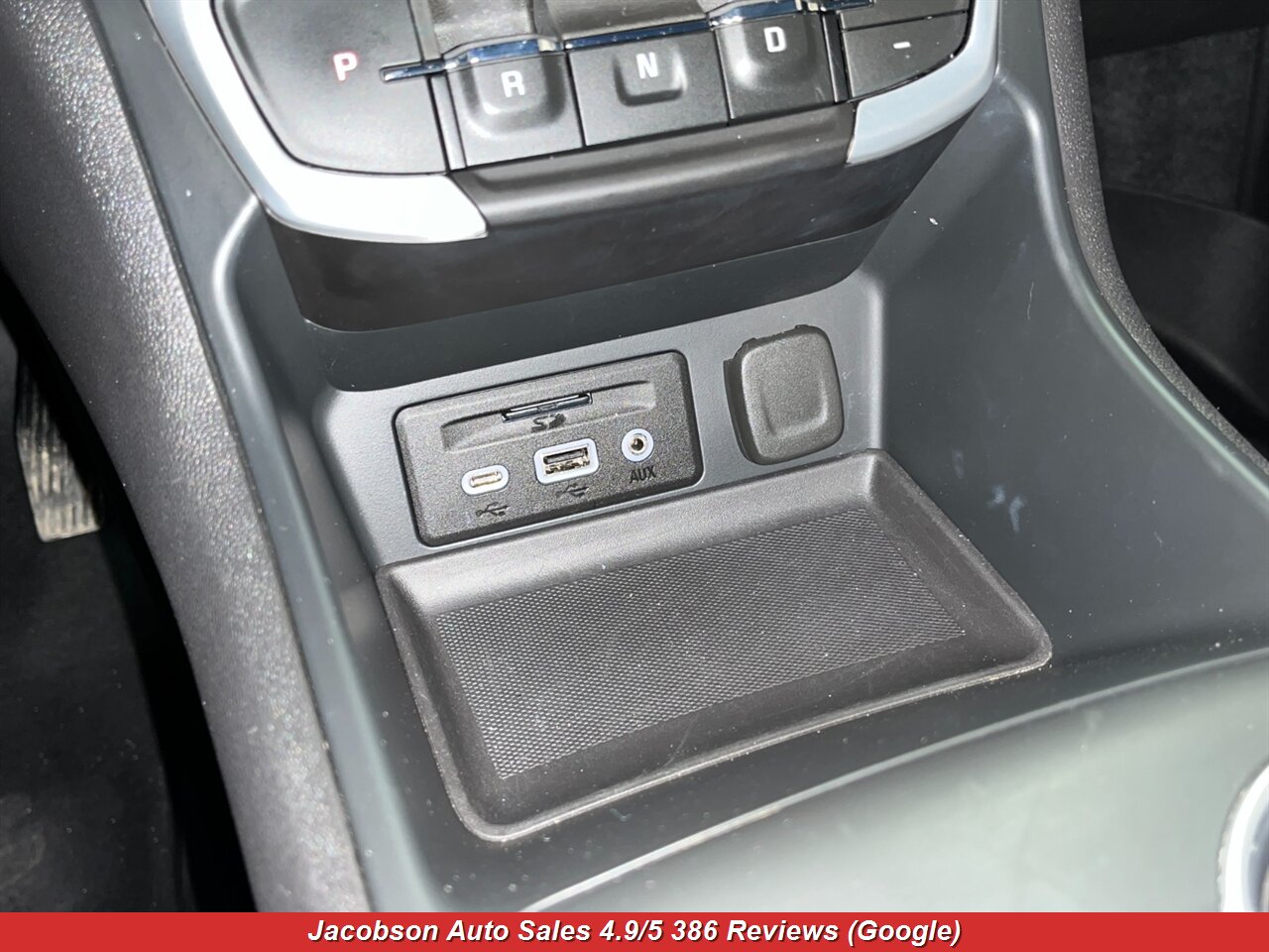 2022 GMC Terrain SLT - Photo 24 - Oshkosh, WI 54901