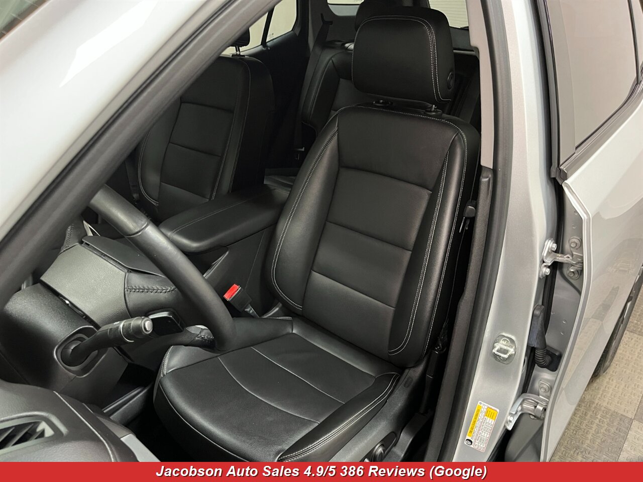 2022 GMC Terrain SLT - Photo 35 - Oshkosh, WI 54901