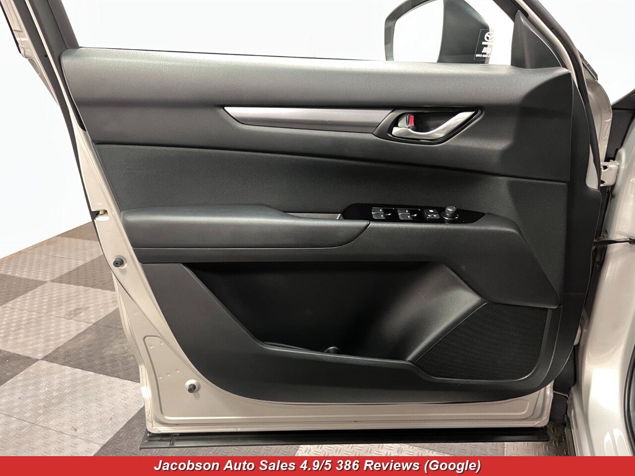 2025 Mazda CX-5 2.5 S AWD - Photo 21 - Oshkosh, WI 54901