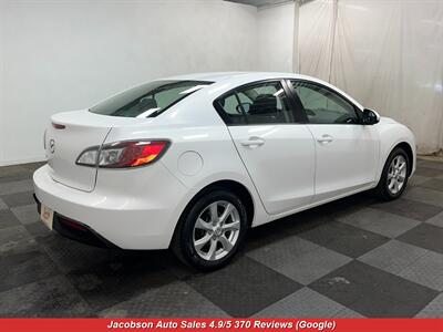 2011 Mazda Mazda3 i Touring   - Photo 33 - Oshkosh, WI 54901