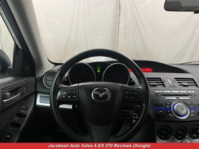 2011 Mazda Mazda3 i Touring   - Photo 44 - Oshkosh, WI 54901