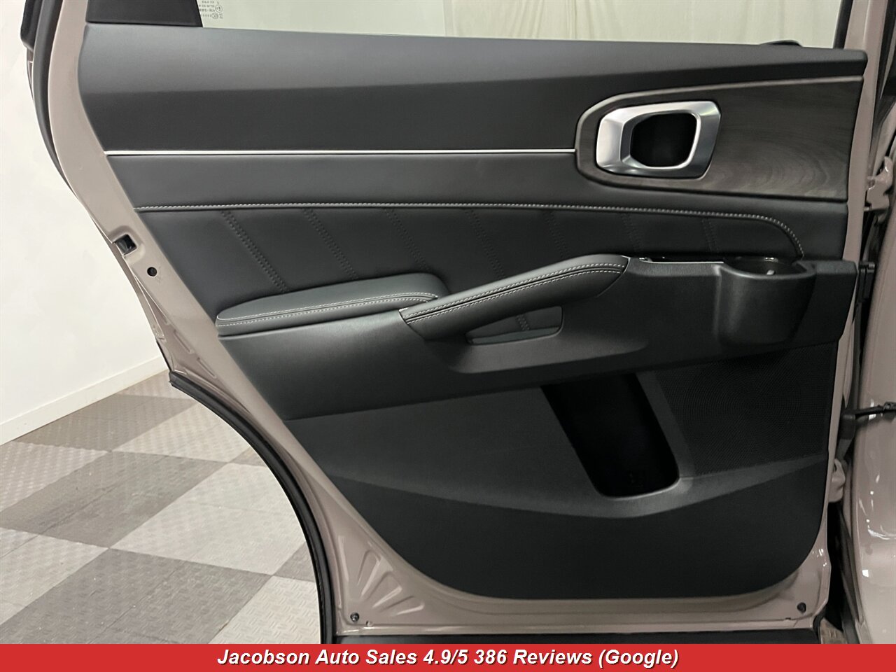 2024 Kia Sorento X-Line SX AWD - Photo 37 - Oshkosh, WI 54901