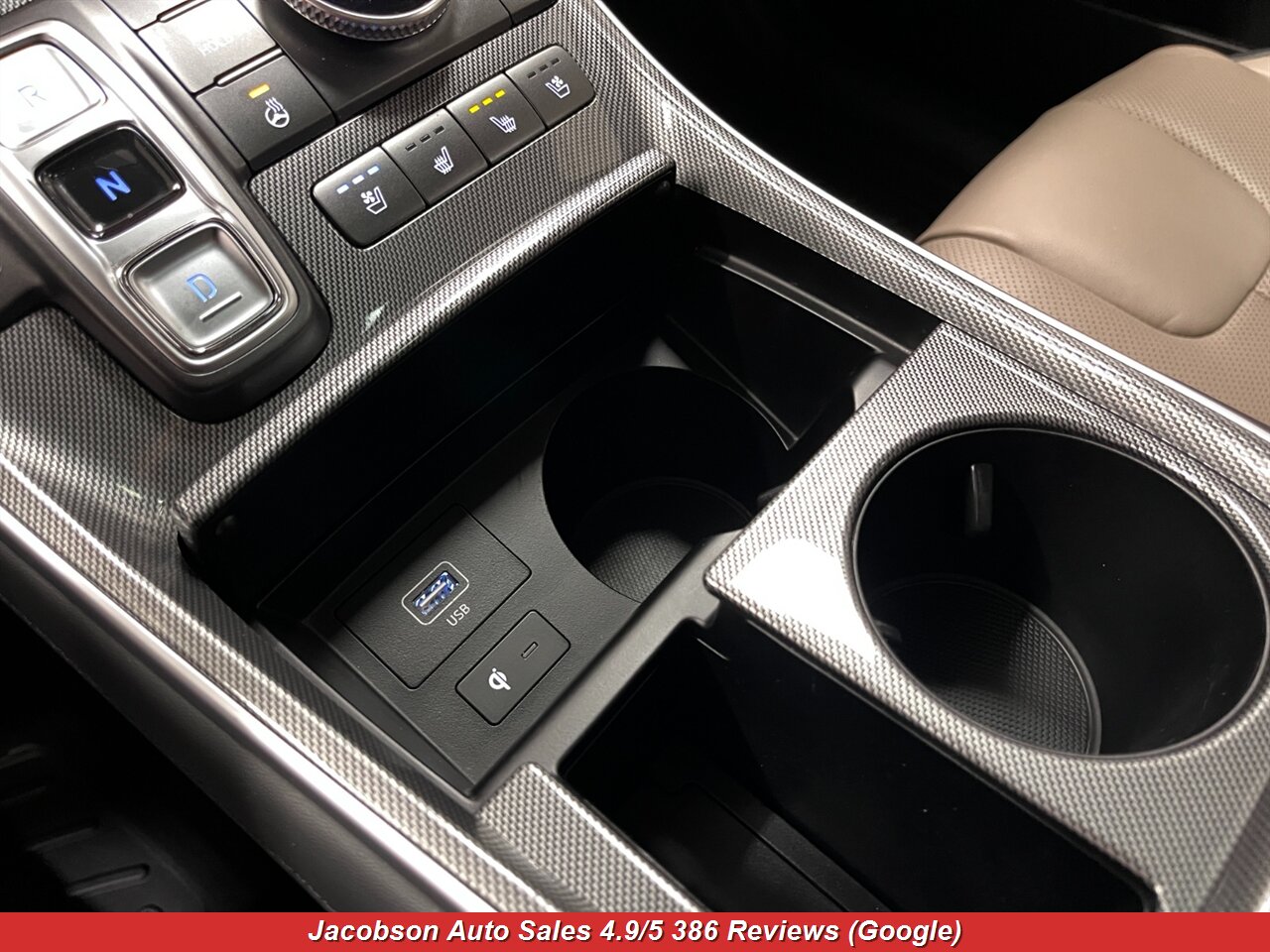 2023 Hyundai SANTA FE Limited AWD - Photo 24 - Oshkosh, WI 54901