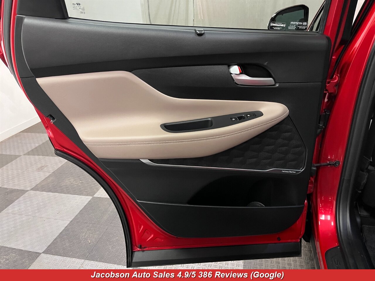 2023 Hyundai SANTA FE Limited AWD - Photo 39 - Oshkosh, WI 54901