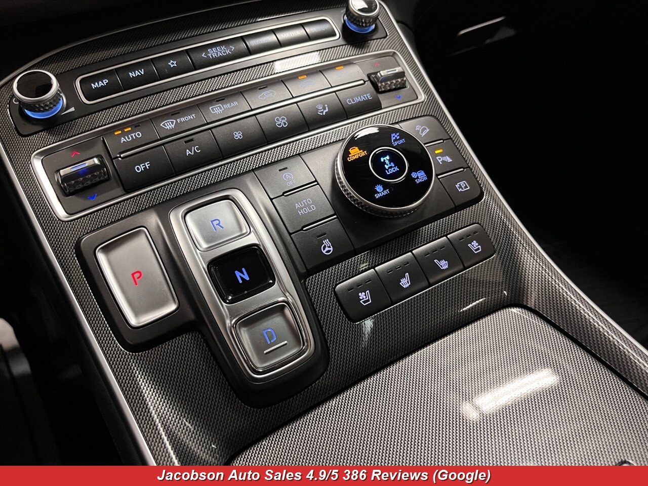 2023 Hyundai SANTA FE Limited AWD - Photo 21 - Oshkosh, WI 54901
