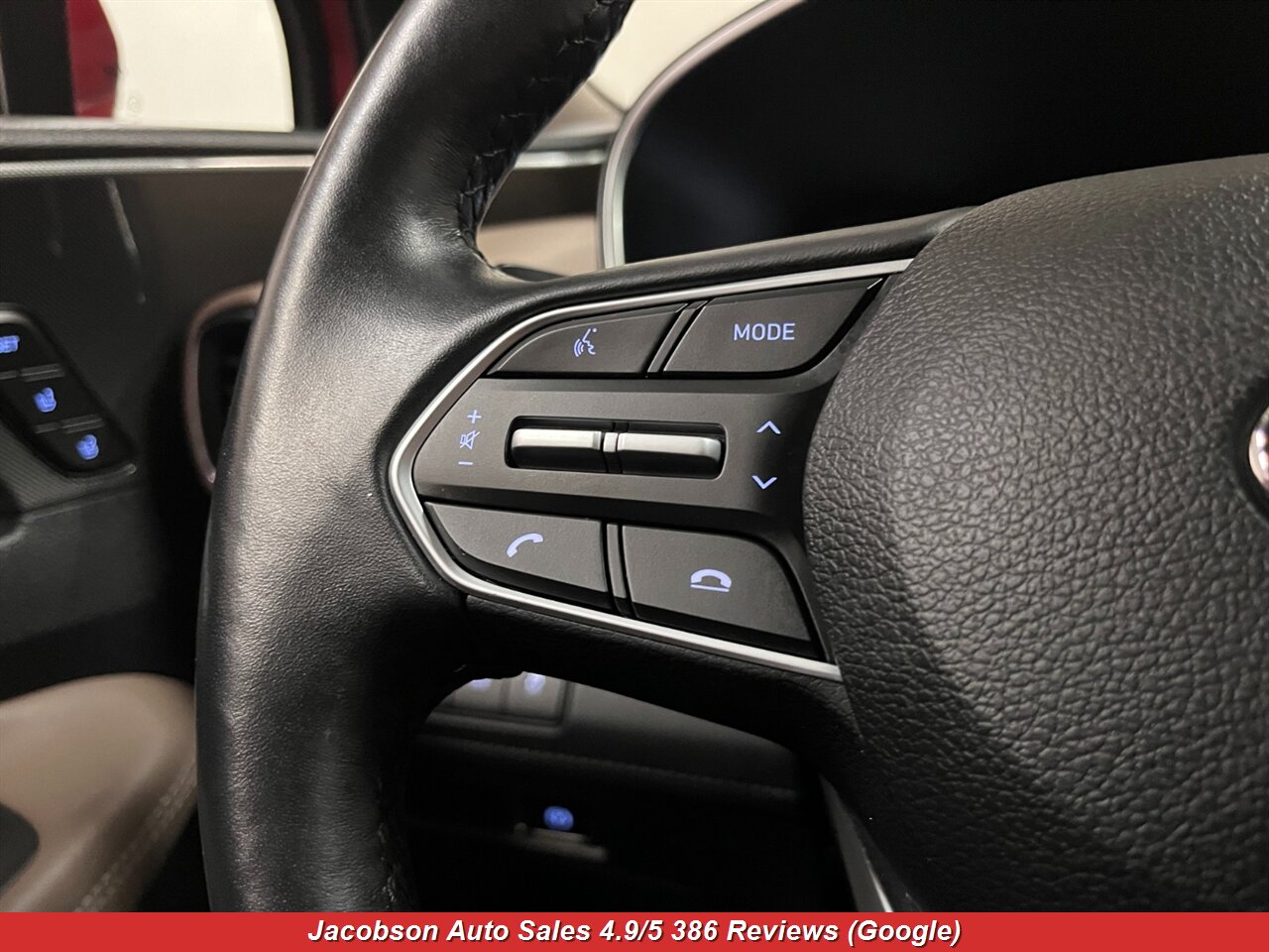 2023 Hyundai SANTA FE Limited AWD - Photo 9 - Oshkosh, WI 54901