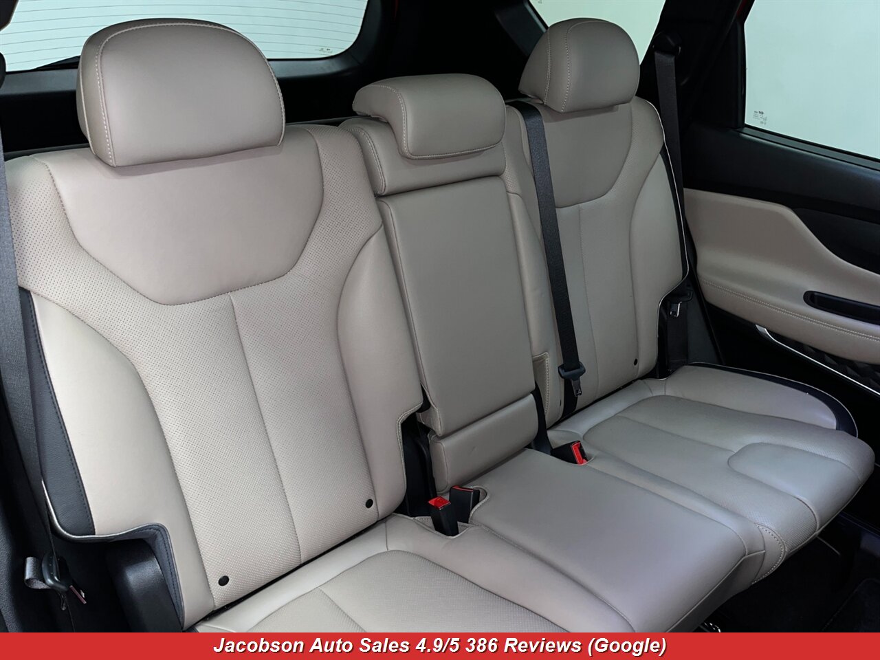 2023 Hyundai SANTA FE Limited AWD - Photo 44 - Oshkosh, WI 54901